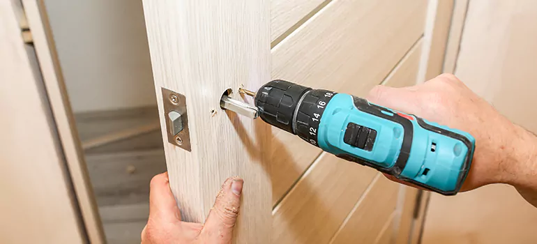 Old Door Knob Repair in University, FL