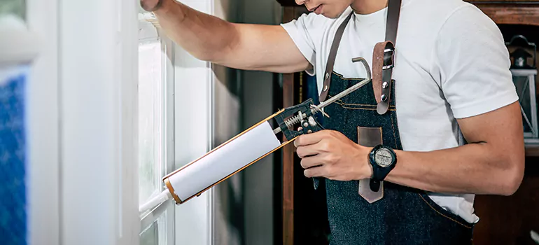 Window Caulking Contractor in University, FL